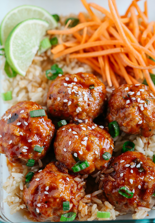 Honey Sriracha Glazed Meatballs