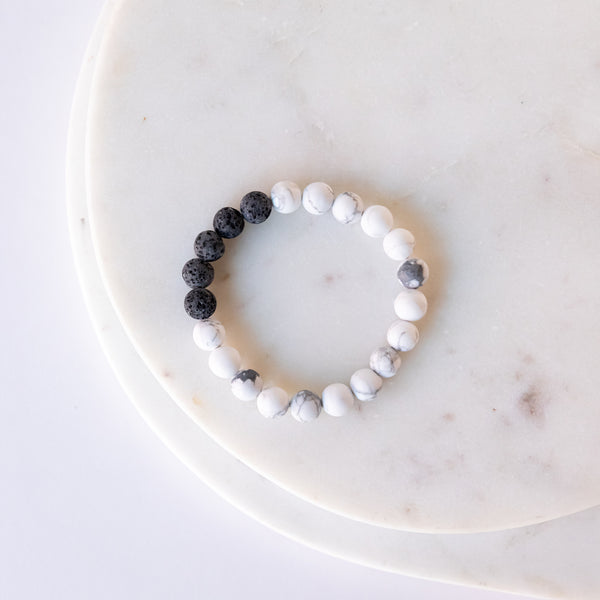 Essential Oil Diffuser Bracelet: Howlite